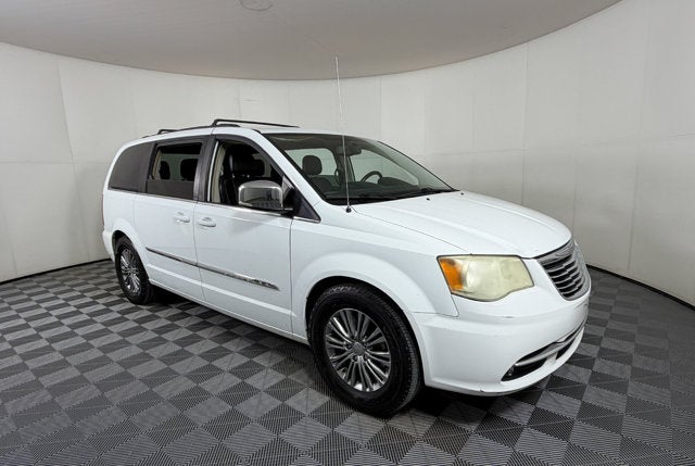 2014 Chrysler Town & Country