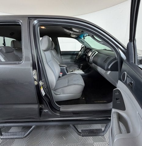 2014 Toyota Tacoma Base