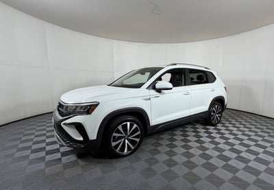 2024 Volkswagen Taos SE