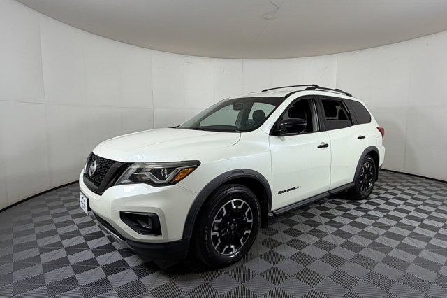 2020 Nissan Pathfinder SL