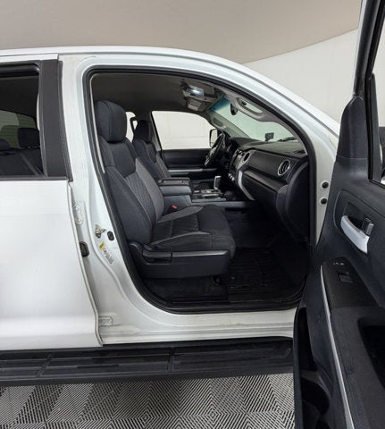 2016 Toyota Tundra 4WD Truck SR5