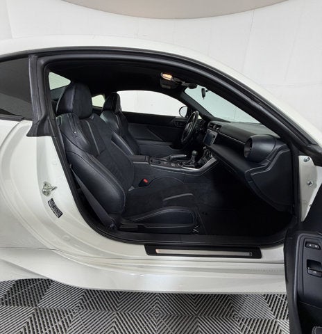 2025 Toyota GR86 Premium