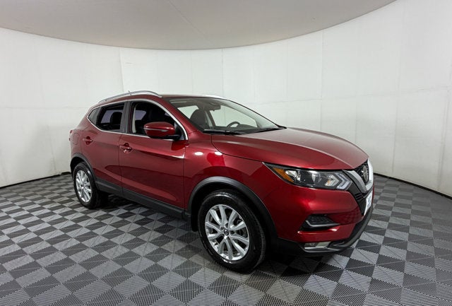 2022 Nissan Rogue Sport SV
