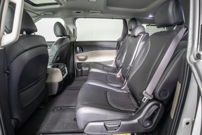 2025 Kia Carnival SX