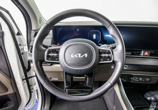 2025 Kia Carnival SX