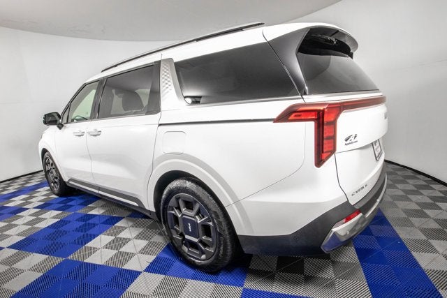 2025 Kia Carnival SX