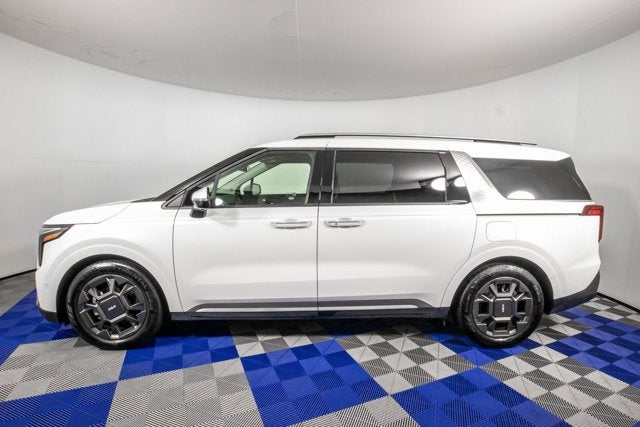 2025 Kia Carnival SX