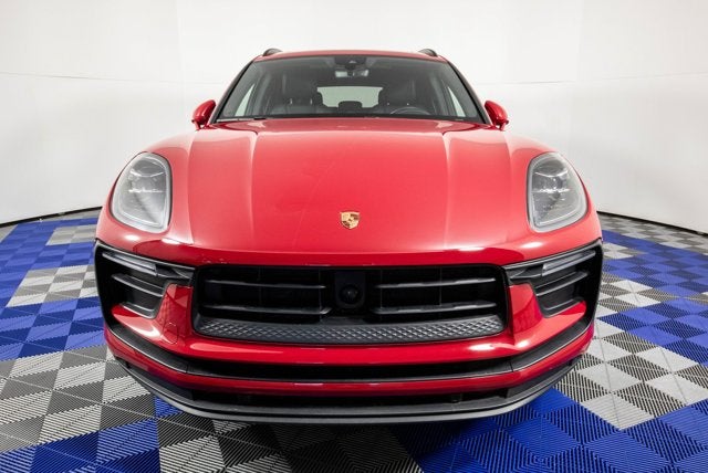 2024 Porsche Macan Premium Package Plus