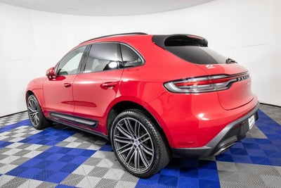 2024 Porsche Macan Premium Package Plus